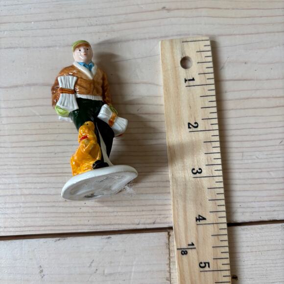 Department 56 EUC Vintage 1993 Village News Delivery Mail Carrier Ceramic - Picture 7 of 7